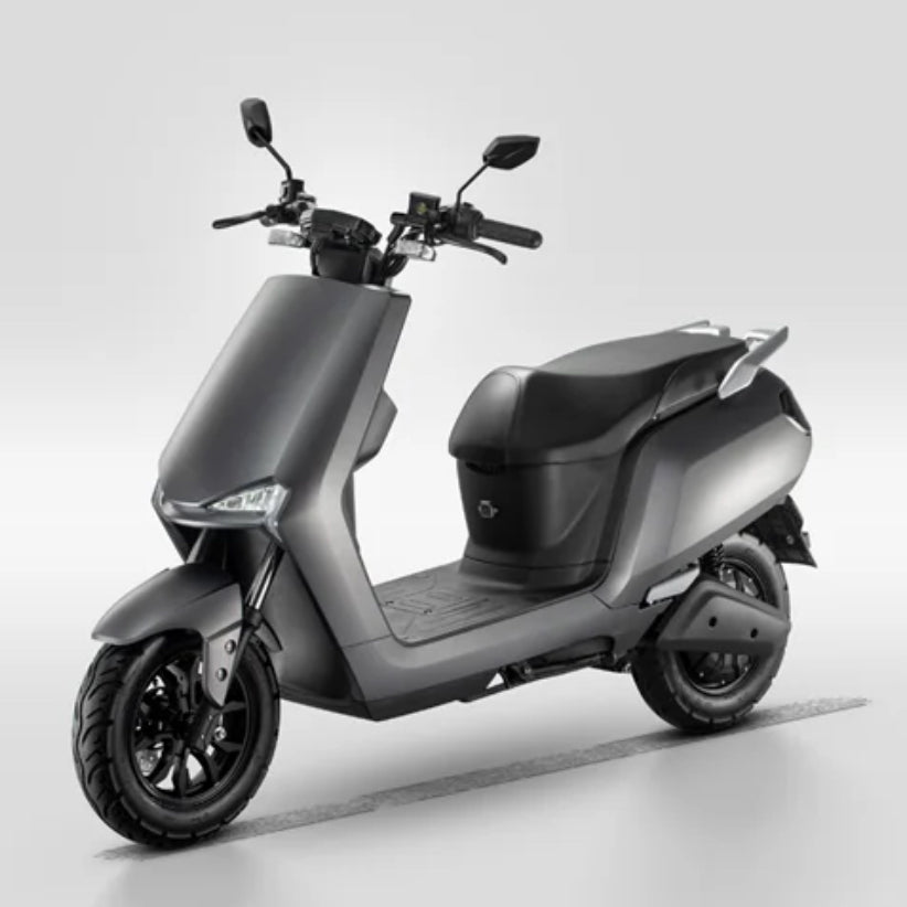 
                  
                    E-Roller Vega
                  
                